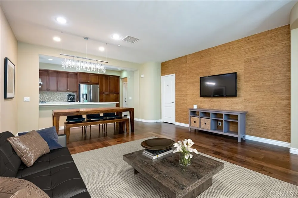 45 Iceberg Rose Irvine, CA 92620