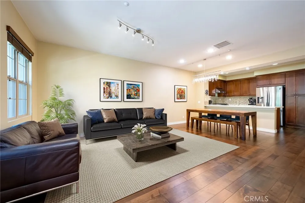 45 Iceberg Rose Irvine, CA 92620