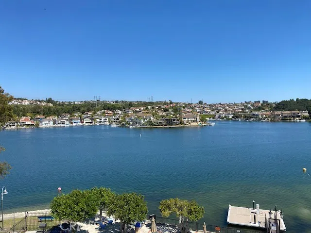 22506 Formentor Mission Viejo, CA 92692