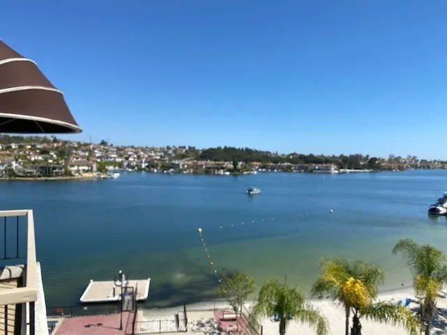 22506 Formentor Mission Viejo, CA 92692