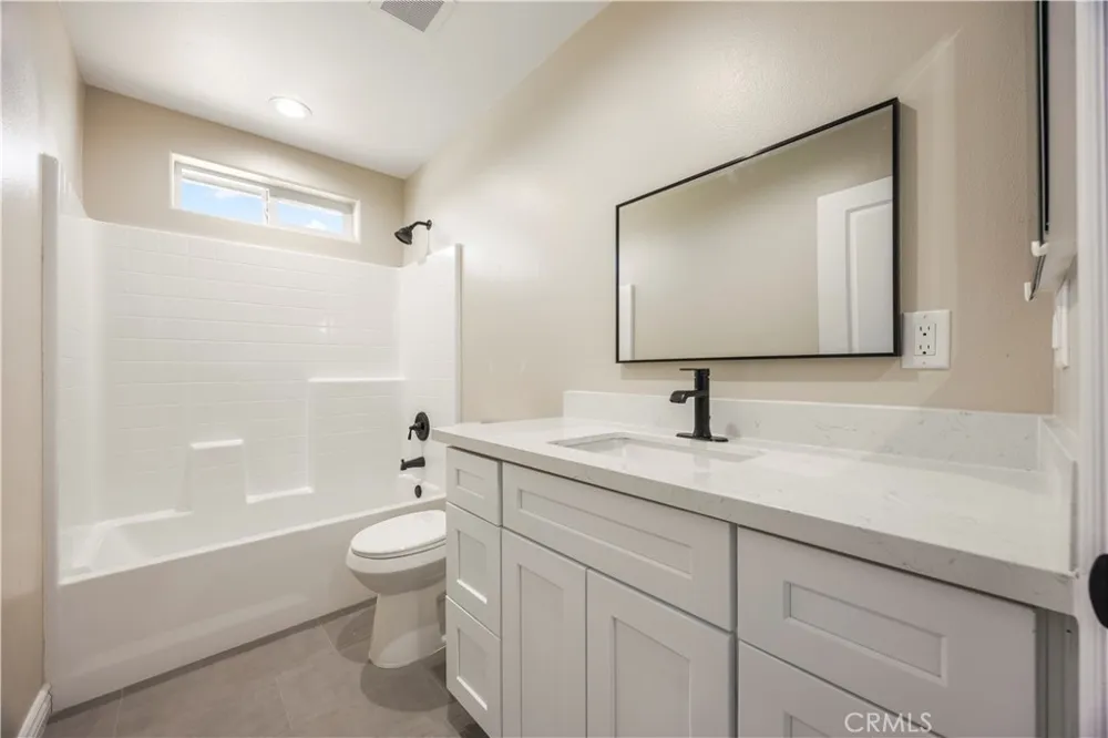 18427 Talisman Hesperia, CA 92345