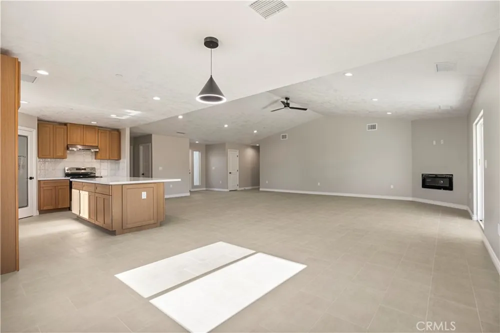 18427 Talisman Hesperia, CA 92345