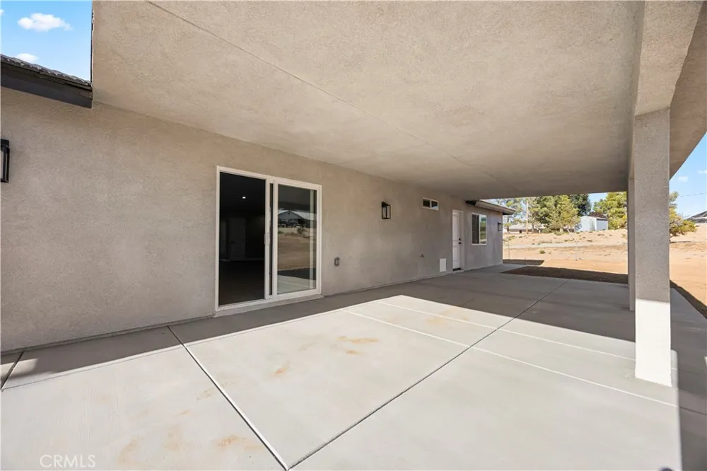 18427 Talisman Hesperia, CA 92345