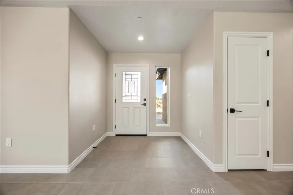18427 Talisman Hesperia, CA 92345