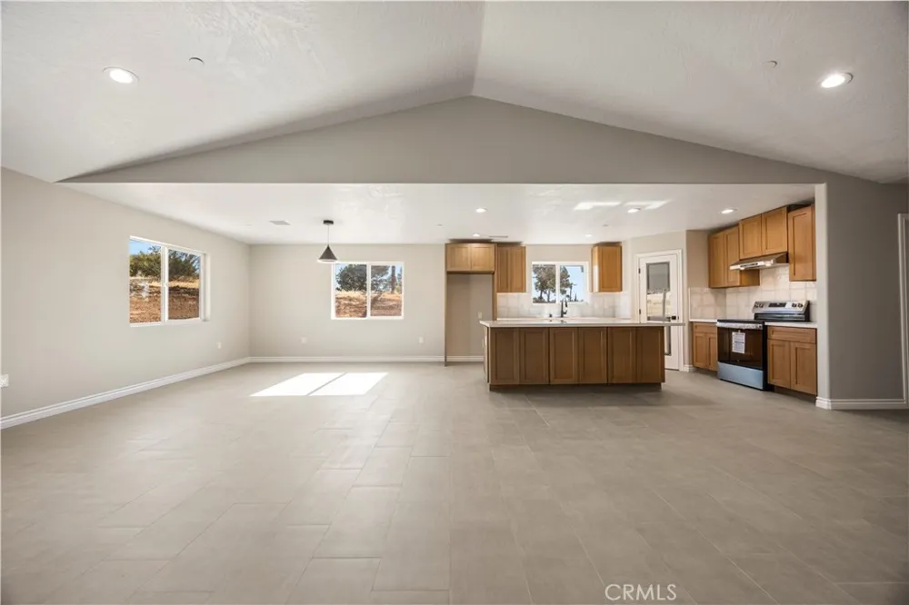 18427 Talisman Hesperia, CA 92345