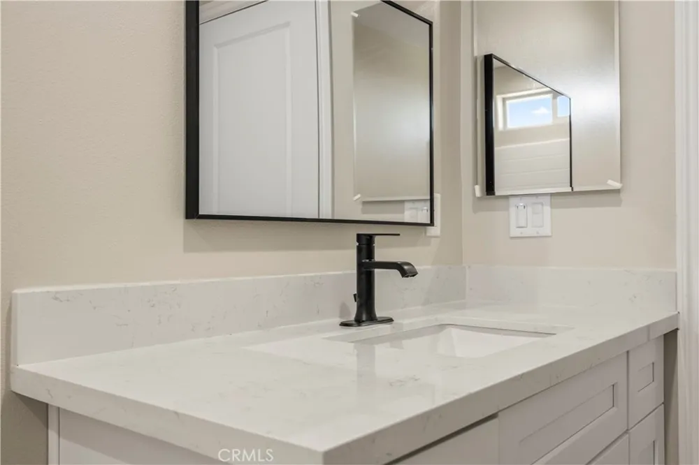 18427 Talisman Hesperia, CA 92345