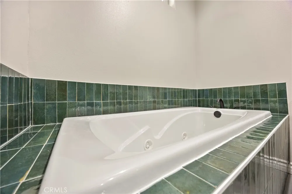 18427 Talisman Hesperia, CA 92345