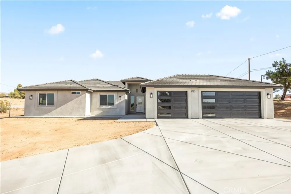 18427 Talisman Hesperia, CA 92345