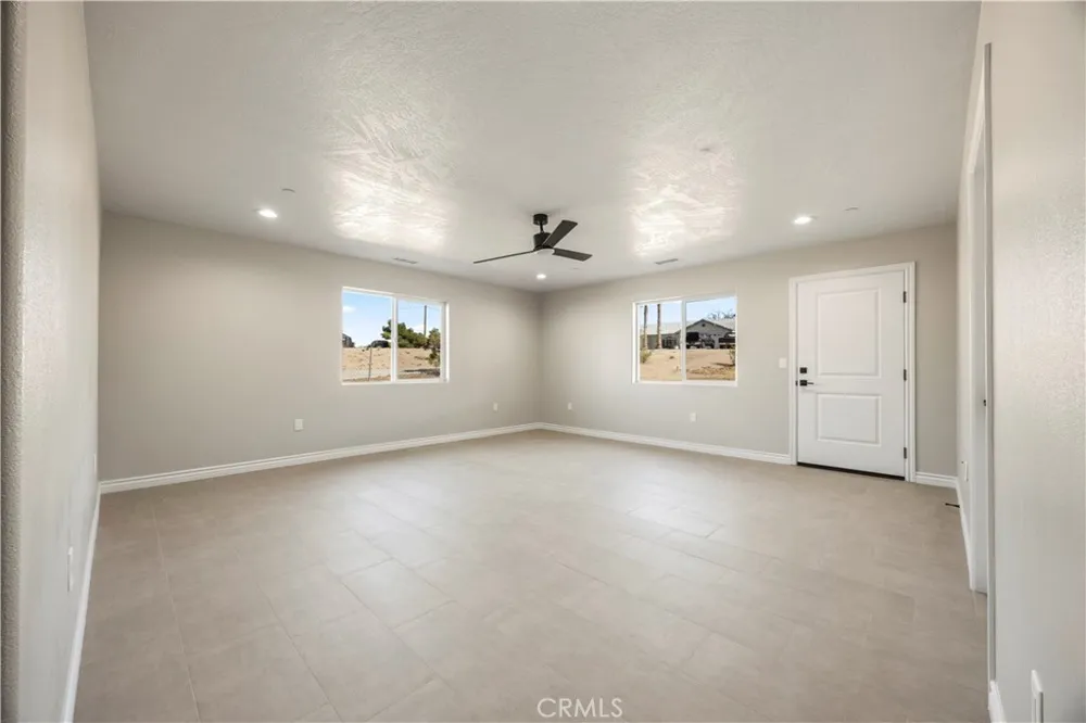 18427 Talisman Hesperia, CA 92345