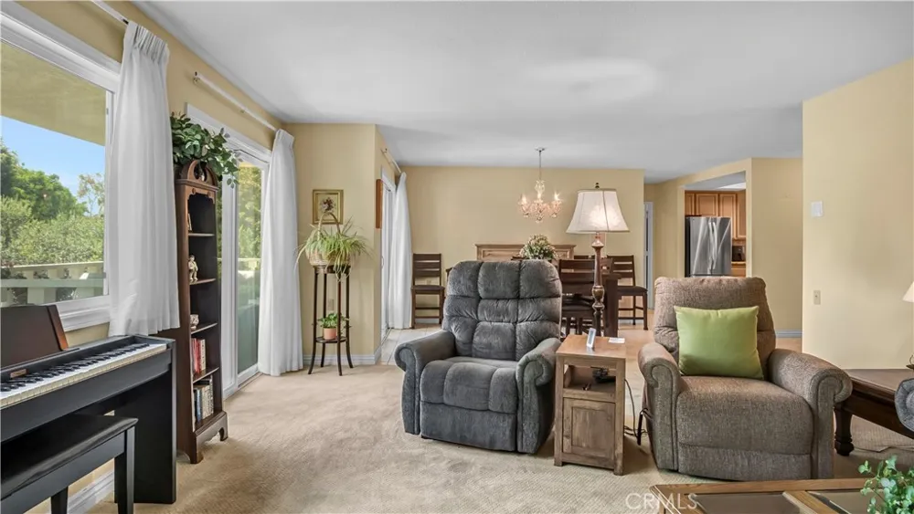 2401 Via Mariposa W #2A Laguna Woods, CA 92637
