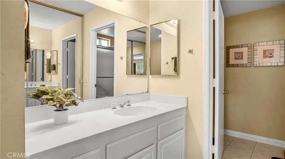 2401 Via Mariposa W #2A Laguna Woods, CA 92637
