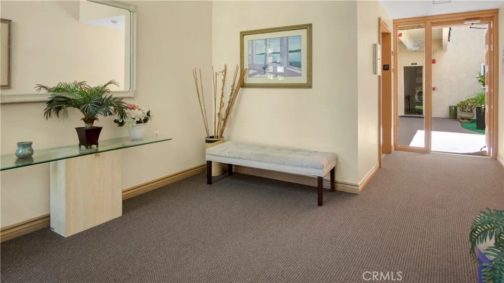 2401 Via Mariposa W #2A Laguna Woods, CA 92637