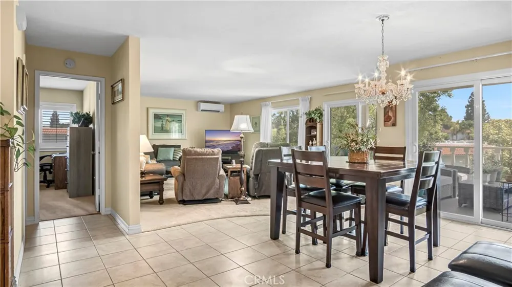 2401 Via Mariposa W #2A Laguna Woods, CA 92637