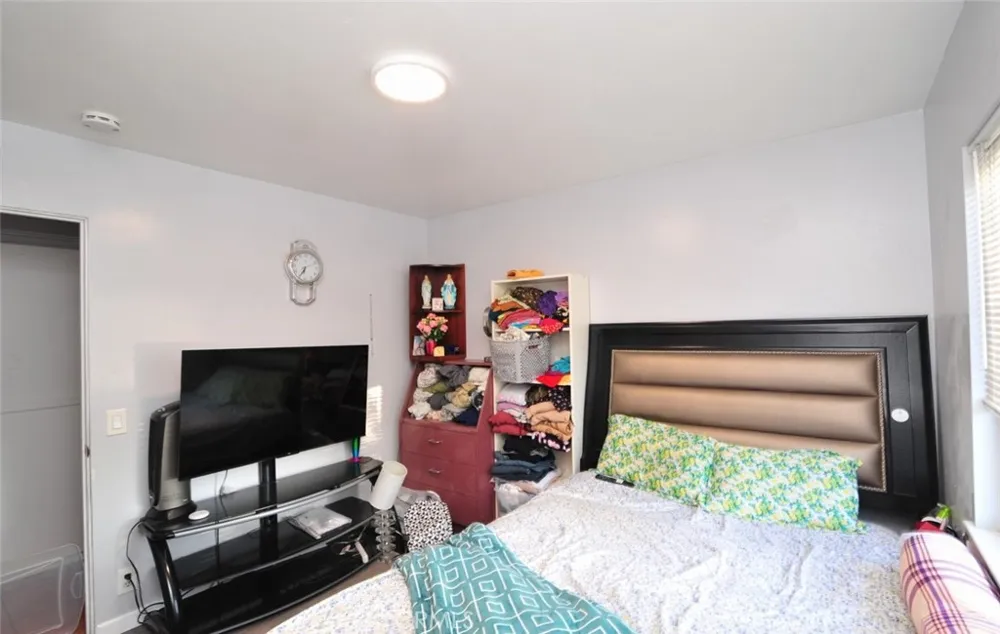 1130 S Douglas Street Santa Ana, CA 92704