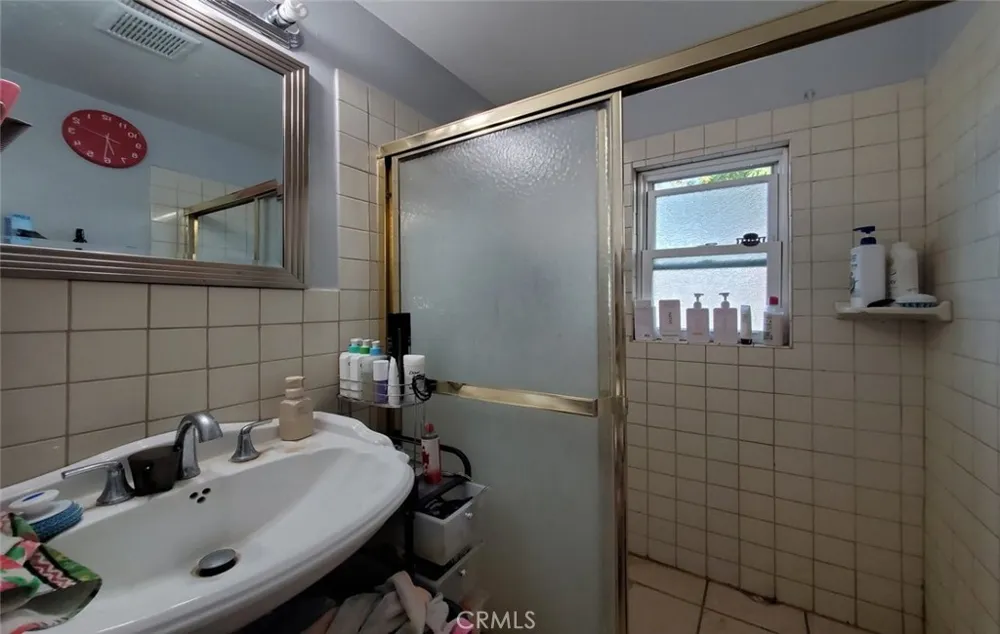1130 S Douglas Street Santa Ana, CA 92704