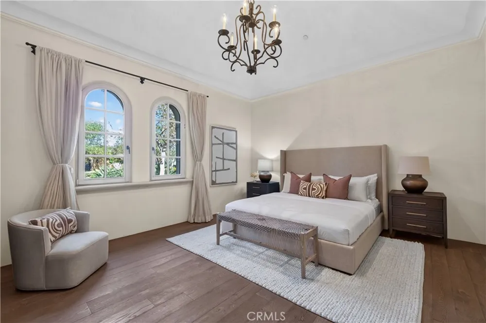 98 Canyon Crk Irvine, CA 92603
