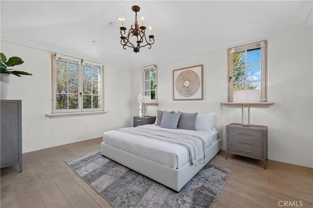 98 Canyon Crk Irvine, CA 92603