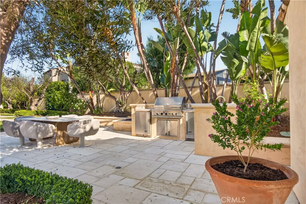 98 Canyon Crk Irvine, CA 92603