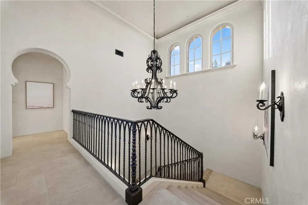 98 Canyon Crk Irvine, CA 92603