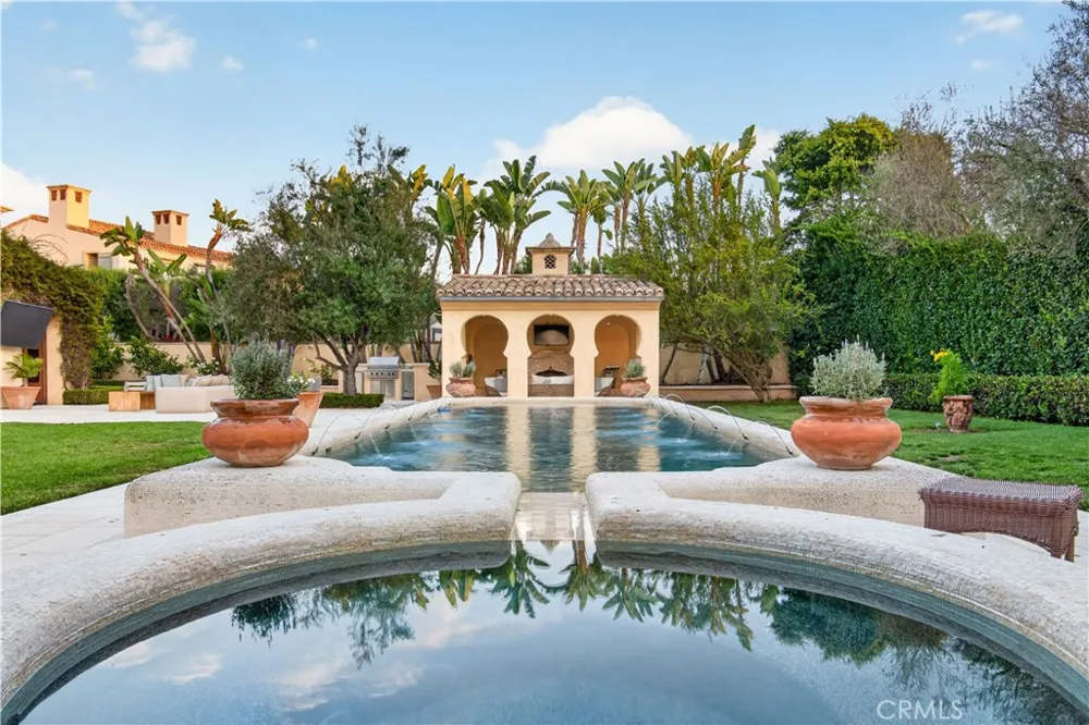 98 Canyon Crk Irvine, CA 92603