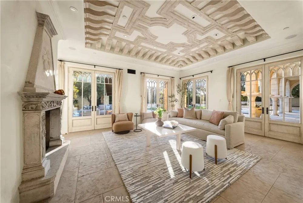 98 Canyon Crk Irvine, CA 92603