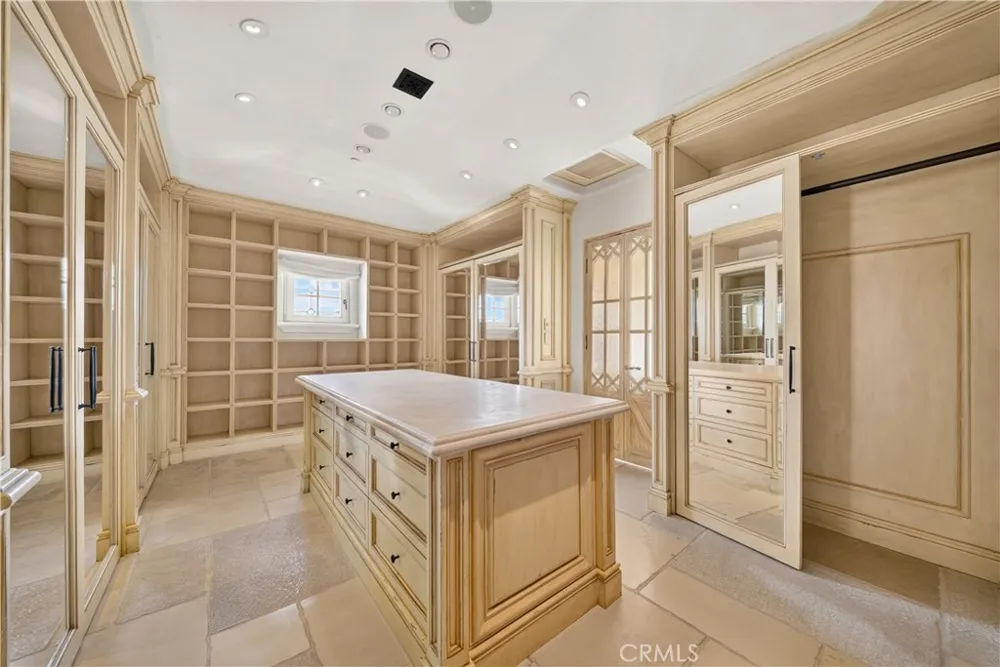 98 Canyon Crk Irvine, CA 92603