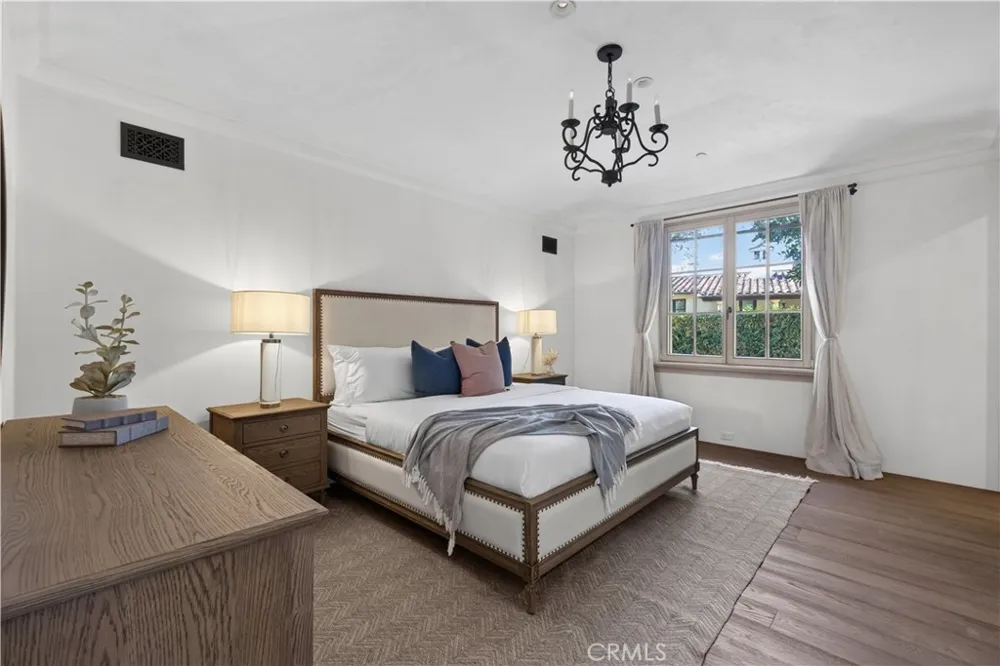 98 Canyon Crk Irvine, CA 92603