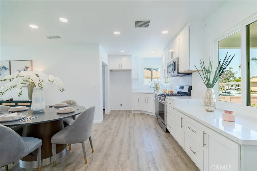 12142 Stanford Avenue Garden Grove, CA 92840