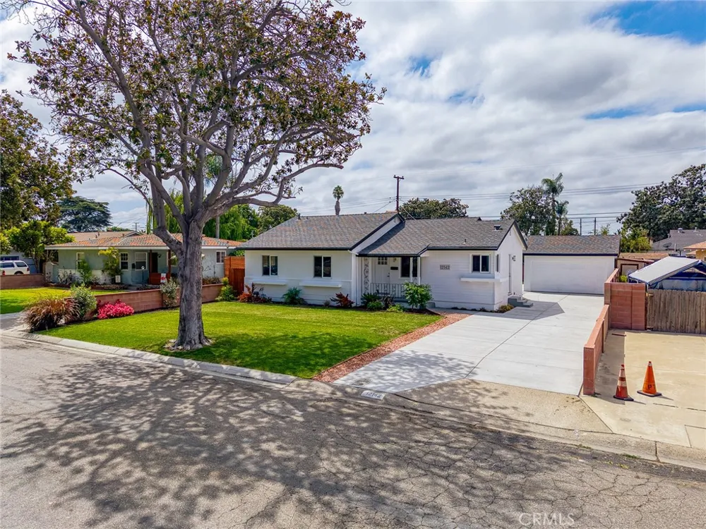 12142 Stanford Avenue Garden Grove, CA 92840