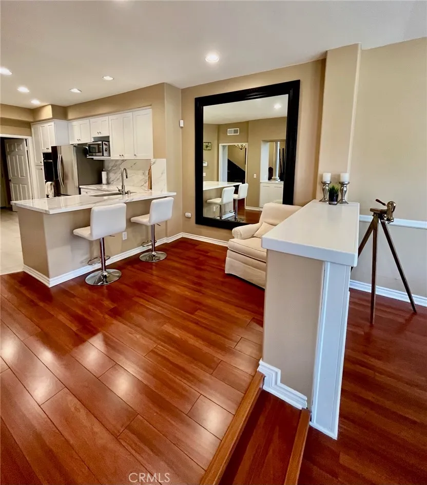 26465 La Traviata Laguna Hills, CA 92653