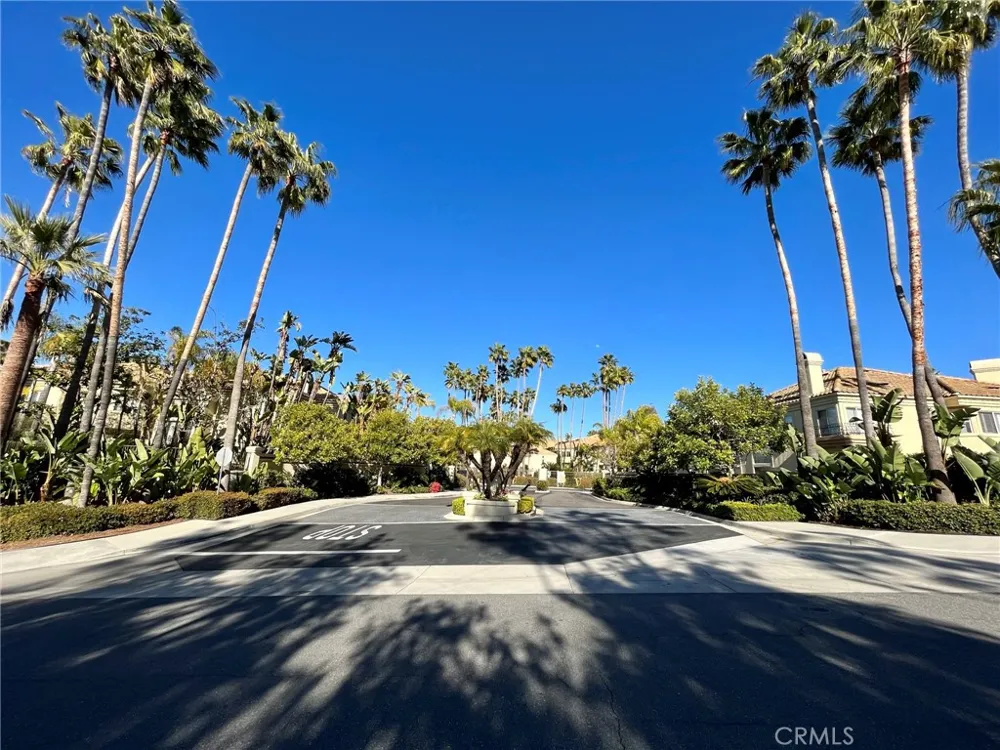 26465 La Traviata Laguna Hills, CA 92653