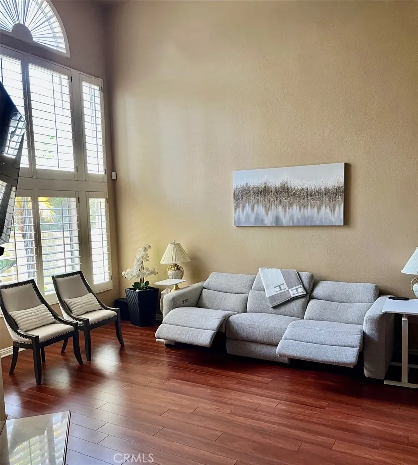 26465 La Traviata Laguna Hills, CA 92653