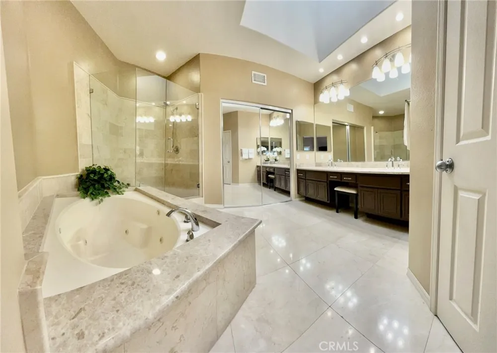 26465 La Traviata Laguna Hills, CA 92653