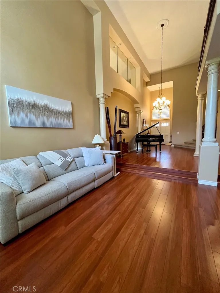 26465 La Traviata Laguna Hills, CA 92653