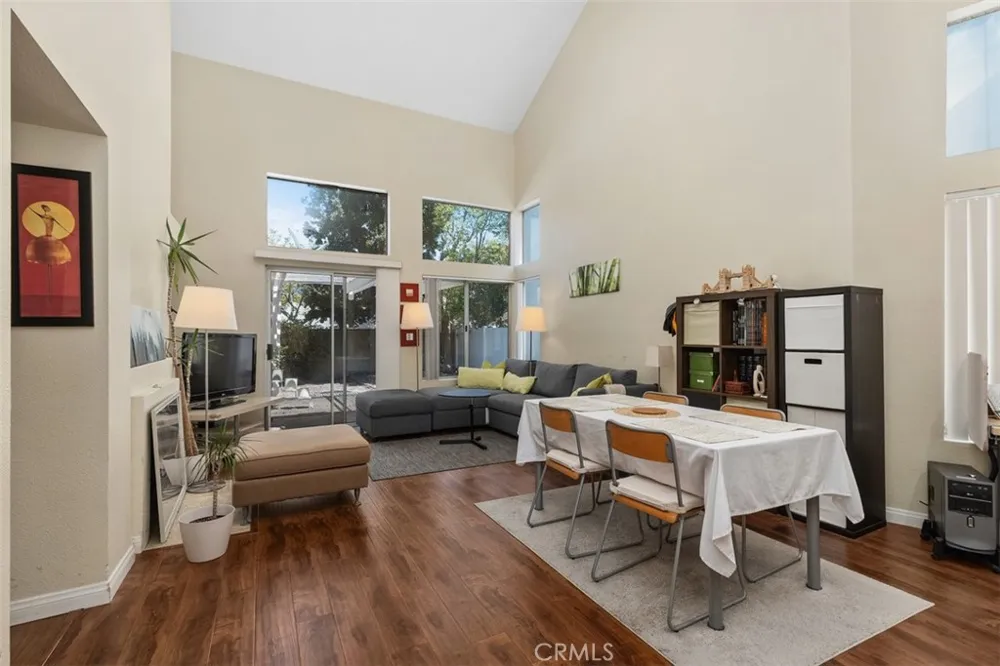 7 Del Perlatto Irvine, CA 92614
