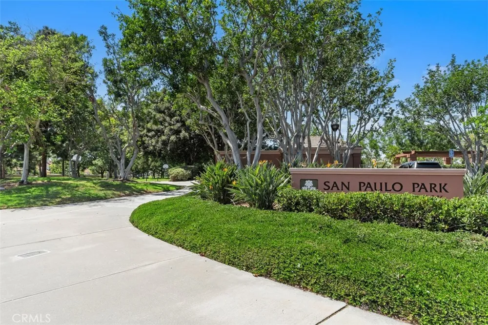 7 Del Perlatto Irvine, CA 92614