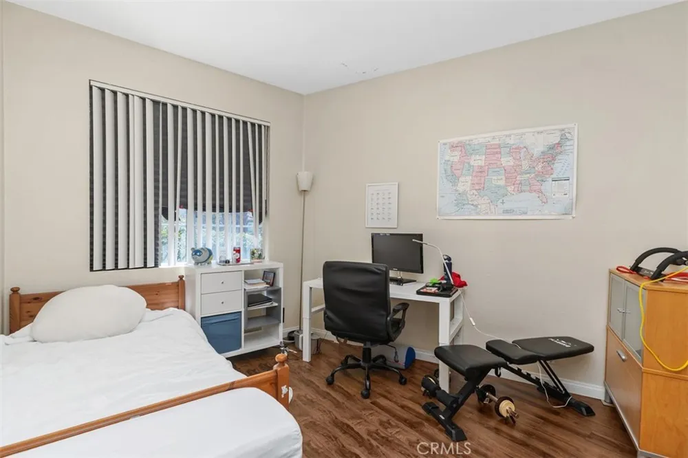 7 Del Perlatto Irvine, CA 92614