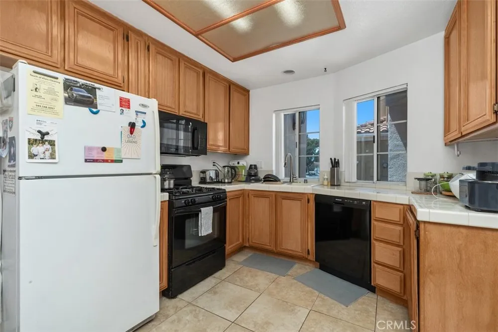 7 Del Perlatto Irvine, CA 92614
