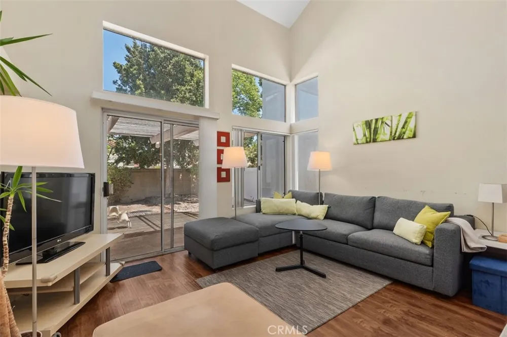 7 Del Perlatto Irvine, CA 92614