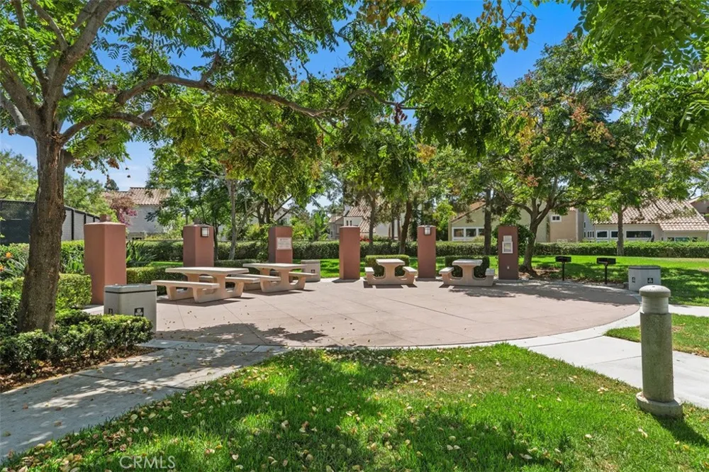 7 Del Perlatto Irvine, CA 92614
