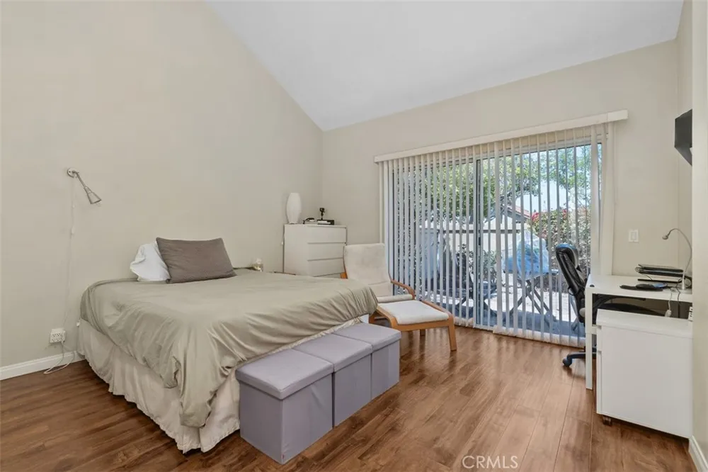 7 Del Perlatto Irvine, CA 92614
