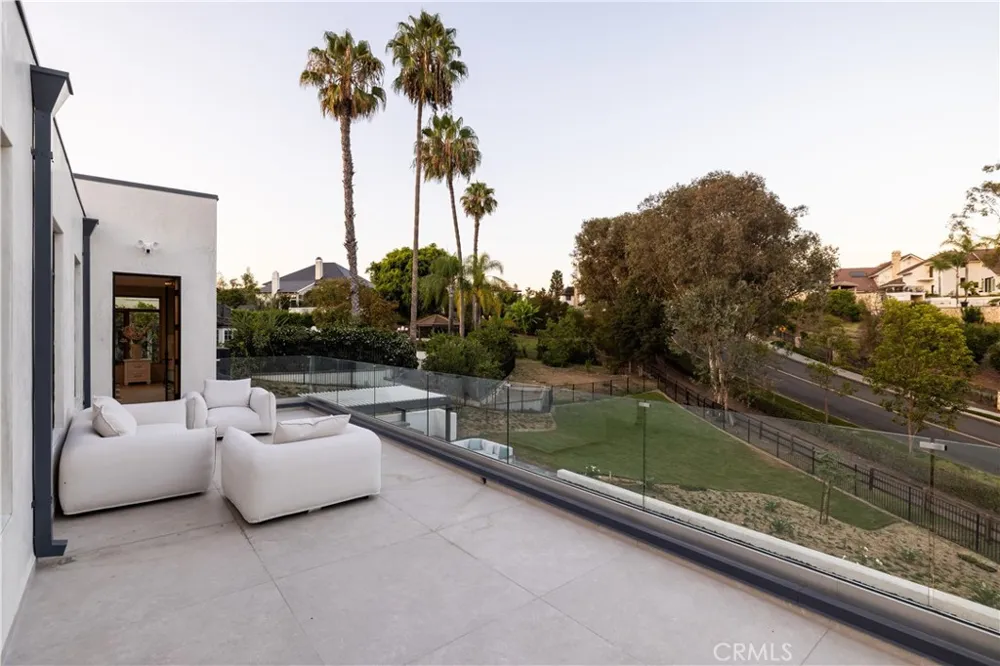 26432 Broken Bit Laguna Hills, CA 92653
