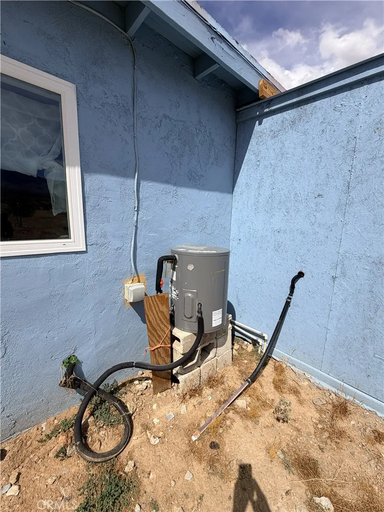 31077 Azurite Lucerne Valley, CA 92356