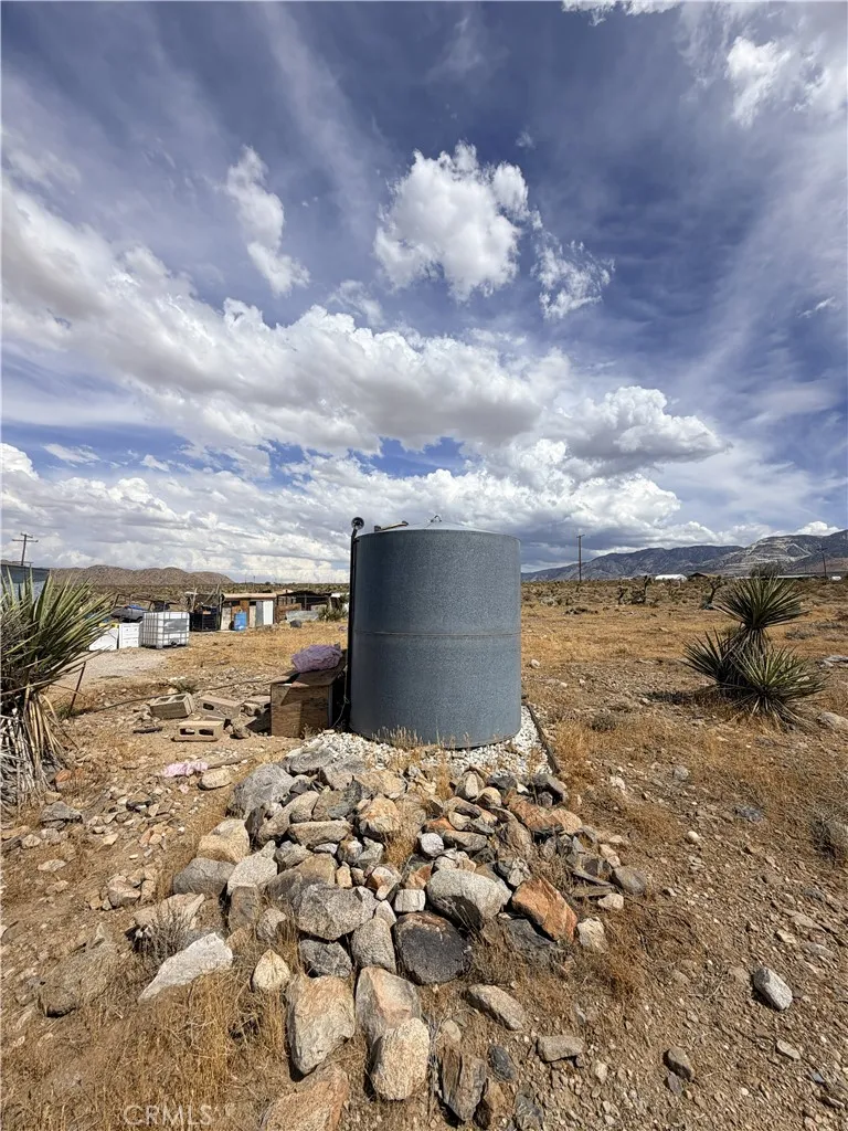 31077 Azurite Lucerne Valley, CA 92356