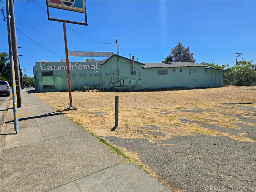 2614 Myers Oroville, CA 95966