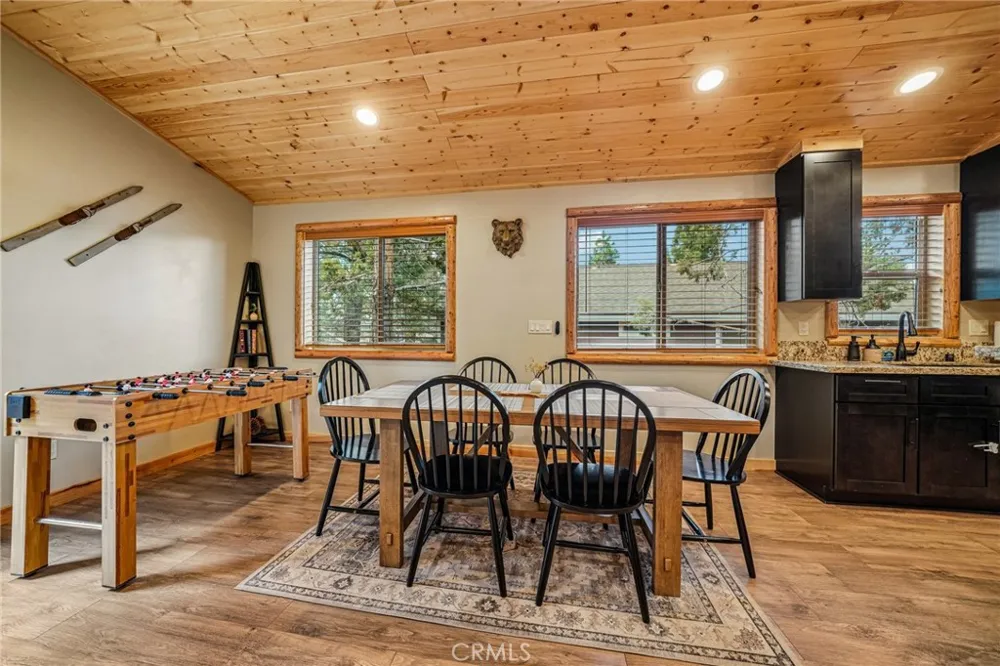 933 Spruce Big Bear City, CA 92314