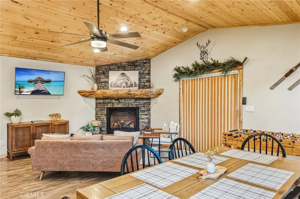 933 Spruce Big Bear City, CA 92314