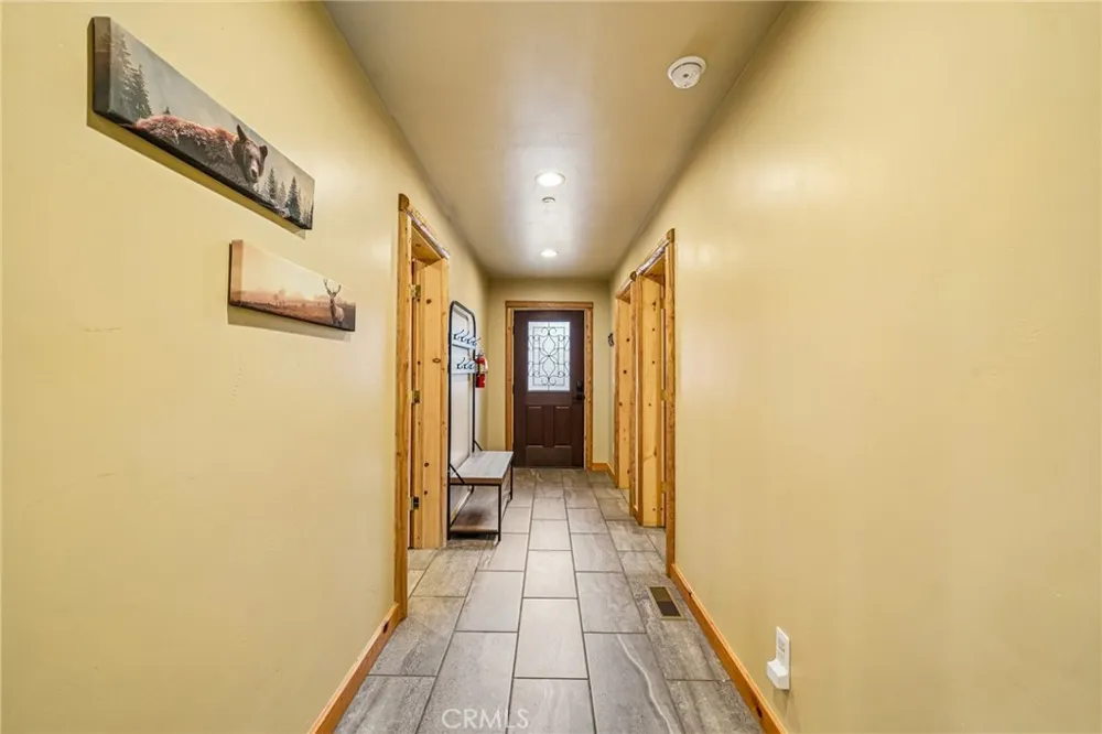 933 Spruce Big Bear City, CA 92314