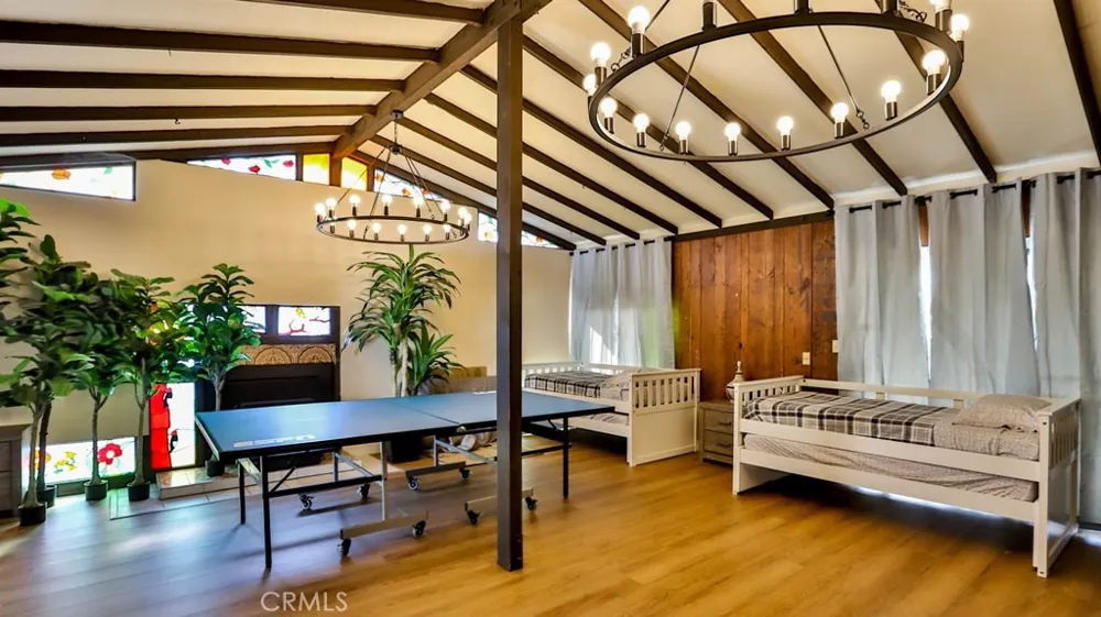 138 Green Oaks Drive Riverside, CA 92507