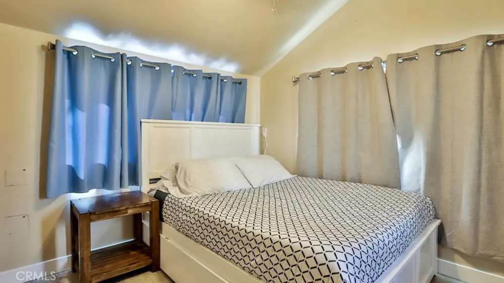 138 Green Oaks Drive Riverside, CA 92507